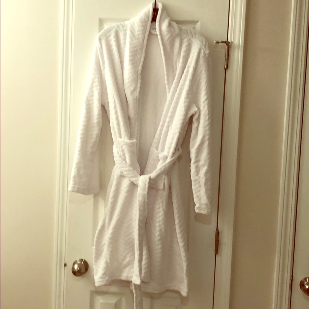 ULTA White Robe